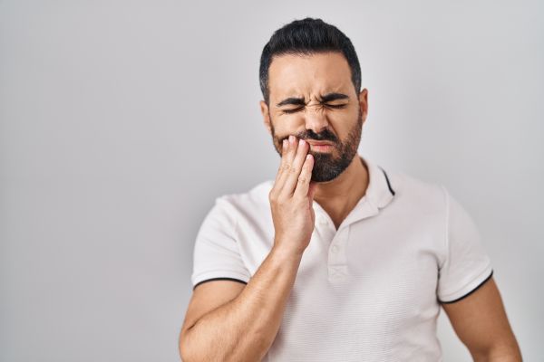 Find An Emergency Dentist For A Chipped Tooth